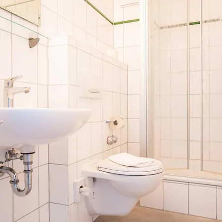 Johouse Johouse 13 호텔